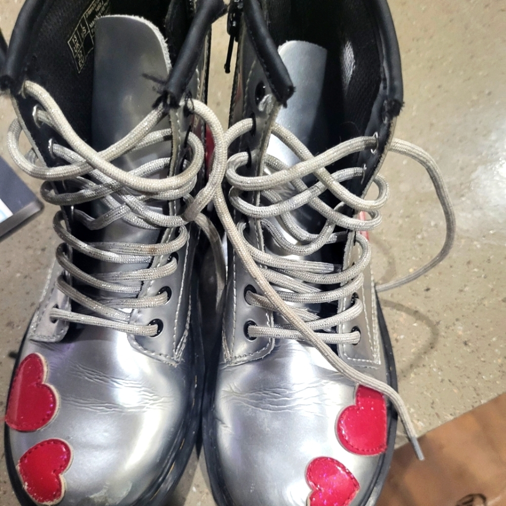 Doc Marten Silver boots with ❤️